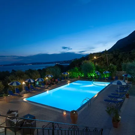 Crystal Blue Hotel, Aparthotel