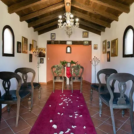 Villa Noulia *