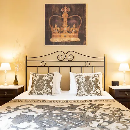 The Merchants House Gasthof 4*