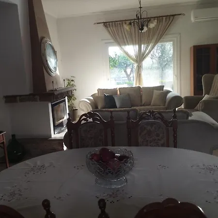Appartement Spiti Lou Notos