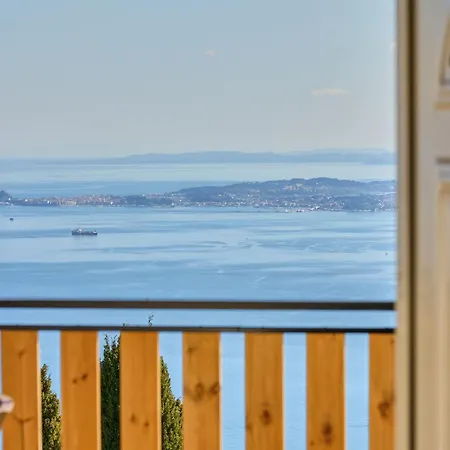 Appartement Christine's Seaview By Corfuescapes Spartylas