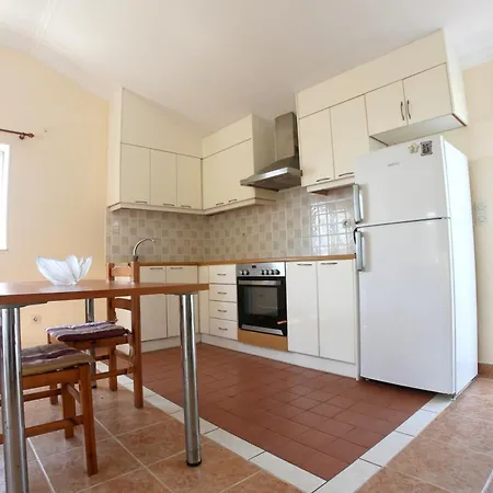 Vania Gardenos Apartment