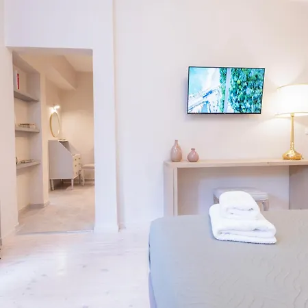 Alvia Aparthotel *