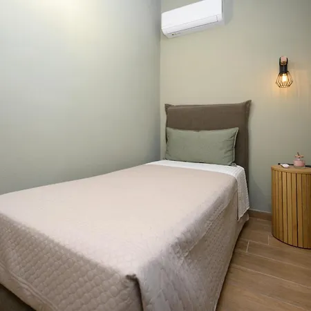 La Casa Di Antonio Apartamento Alepou