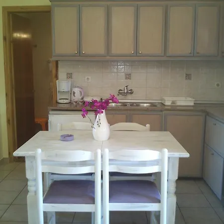 Olga's Garden Apartment