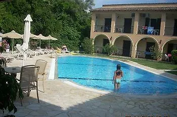 Annaliza Aparthotel Ypsos