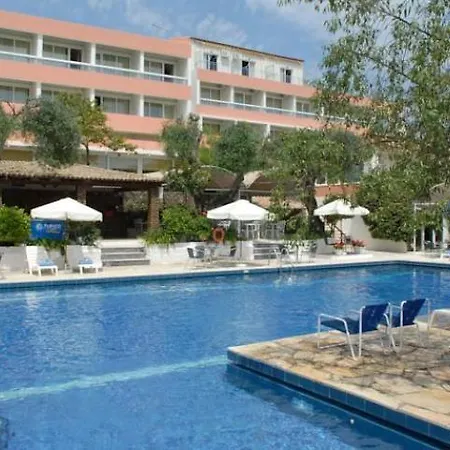 Alexandros Hotel 4*