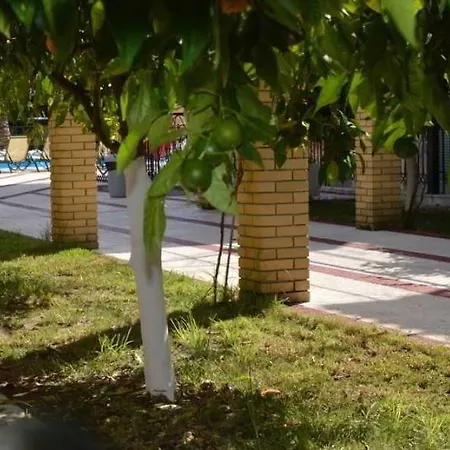 Philippos Aparthotel