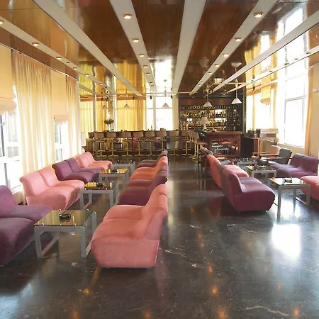 Alexandros Hotel