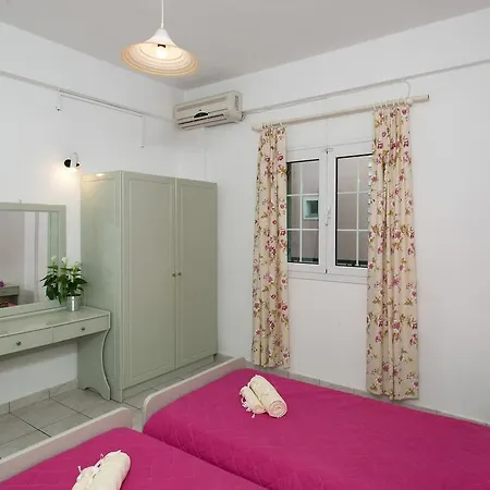 Aparthotel Philippos