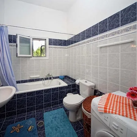 Crystal Blue Hotel,