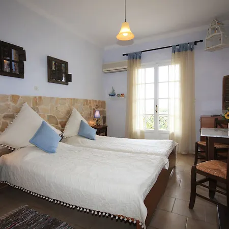 Nefeli Hotel Kommeno (Corfu)