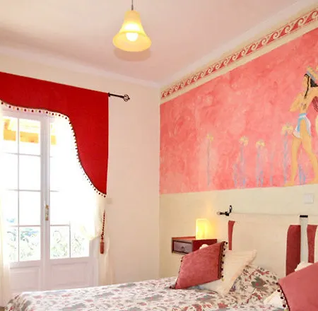 Hotel Nefeli 3*