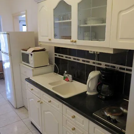 Apartment Mike 105