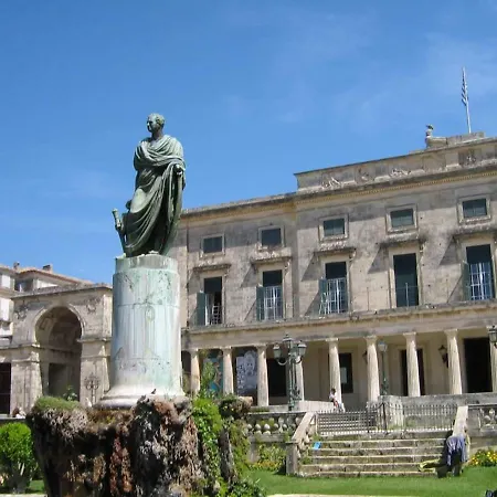 Aay- Corfu Town & Sea 2bedroom Renovated + Lift / Comfy&design+wifi Apartment *