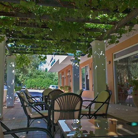 Hotel Saint Nicholas 3*