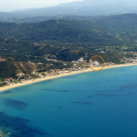 Belle Helene Agios Georgios Pagon