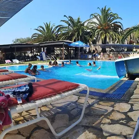 Aparthotel Nychterida *