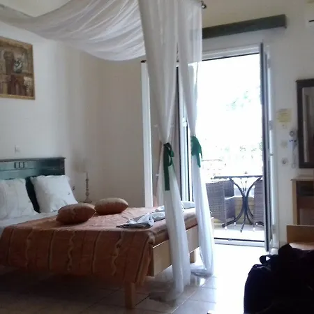 Kerkyra & Benitses (Corfu)