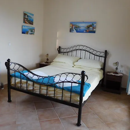 Gem Rosa Villa, Agios Stefanos, Corfu * Agios Stefanos Avliotes (Corfu)