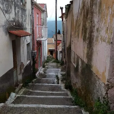 Peristeris Traditional House Since 1900 Corfu * Ano Garouna