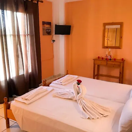 Virginia Hotel