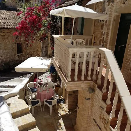 Holiday home Peristeris Traditional House Since 1900 Corfu *