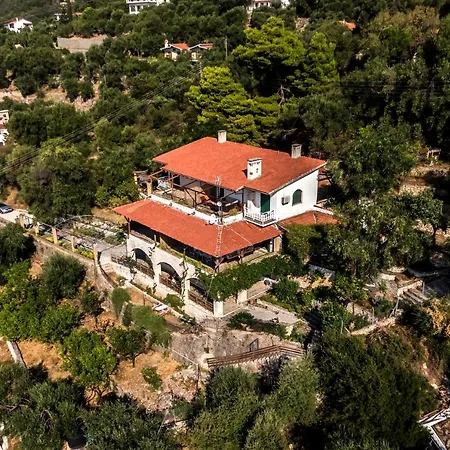 Aris Corfu