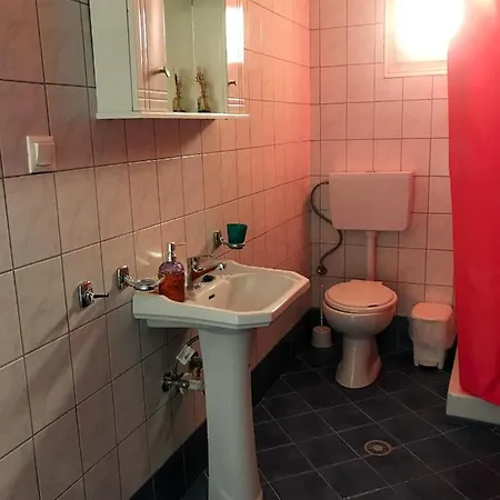 Virginia Hotel Vitalades