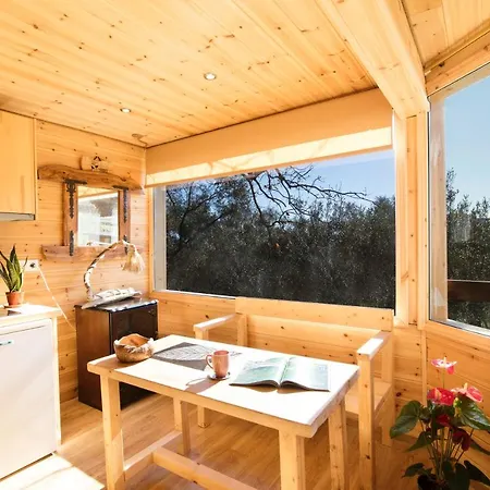Romantic Tree House Ferienhaus