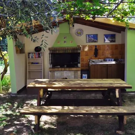 Apartment House!!! Sfakera