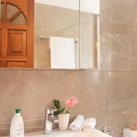 Villa Leondari By Rodostamo Collection Agios Stefanos (Thinali)
