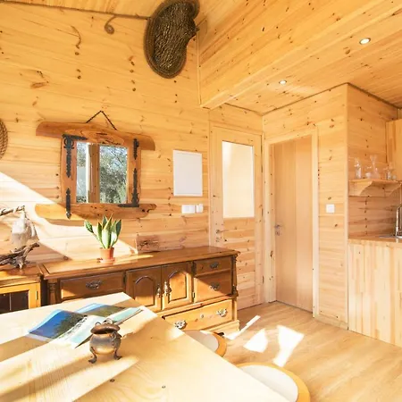 Romantic Tree House Ferienhaus *
