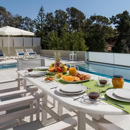 Alonaki Bay Villa