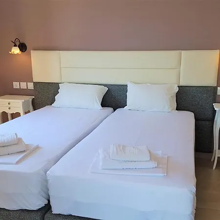 Dimitris 2 Bay Apartment