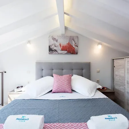 Villa Ad Homes *