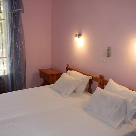 Apartment Marina 1990 Agios Georgios Pagon