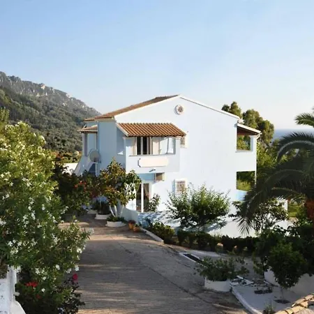 Apartment Theophilos Blue Cozy Agios Georgios Pagon