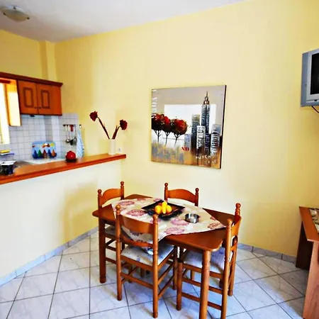 Apartment Theophilos Blue Cozy *