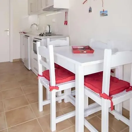 Kirki Filoxenia By Corfuescapes Aparthotel 3*
