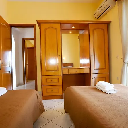 Apartment Theophilos Blue Cozy