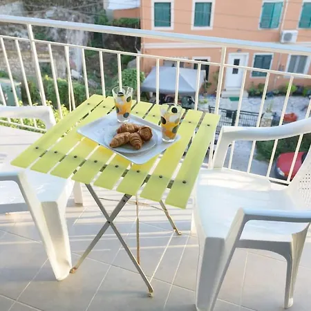 Apartment Bright Newly Renovated Near & Center+ac *
