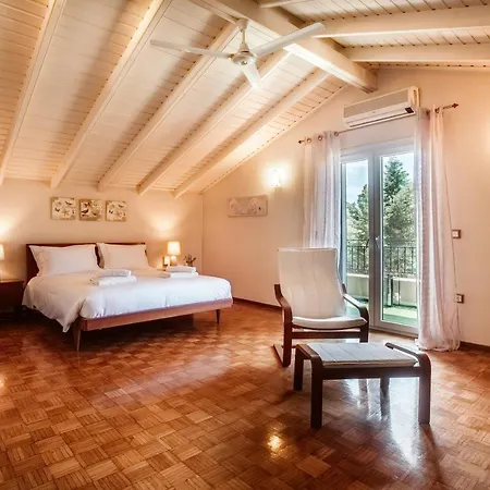 Villa Butterfly - Heated Private Pool & Jacuzzi Alepou