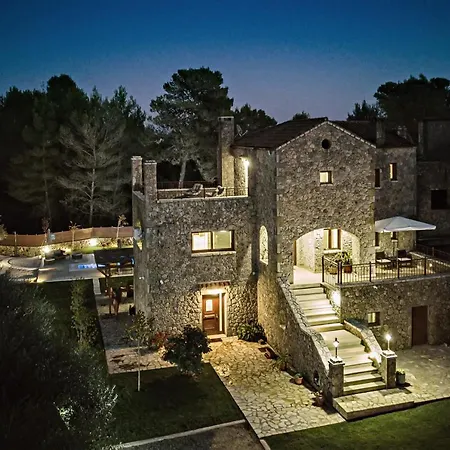 Filia Stone * Gouvia