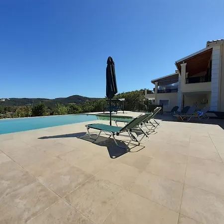 Gem Rosa Villa, Agios Stefanos, Corfu Villa