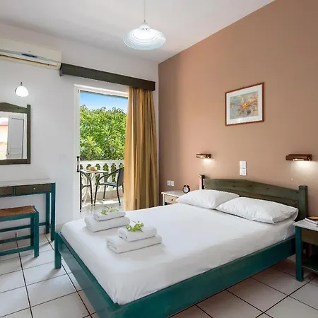 Eriva Aparthotel *