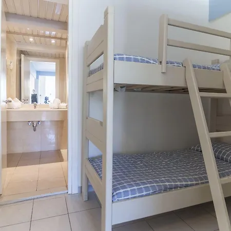 Hotel Messonghi 4*