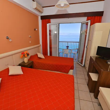 Oasis Hotel Perama (Corfu)