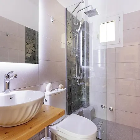 Apartment Pool Apartments, Elena & Maria By Konnect *