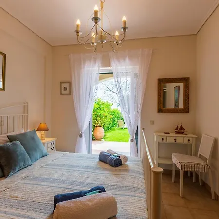 Blue Marine Seaside Luxury Apartment
